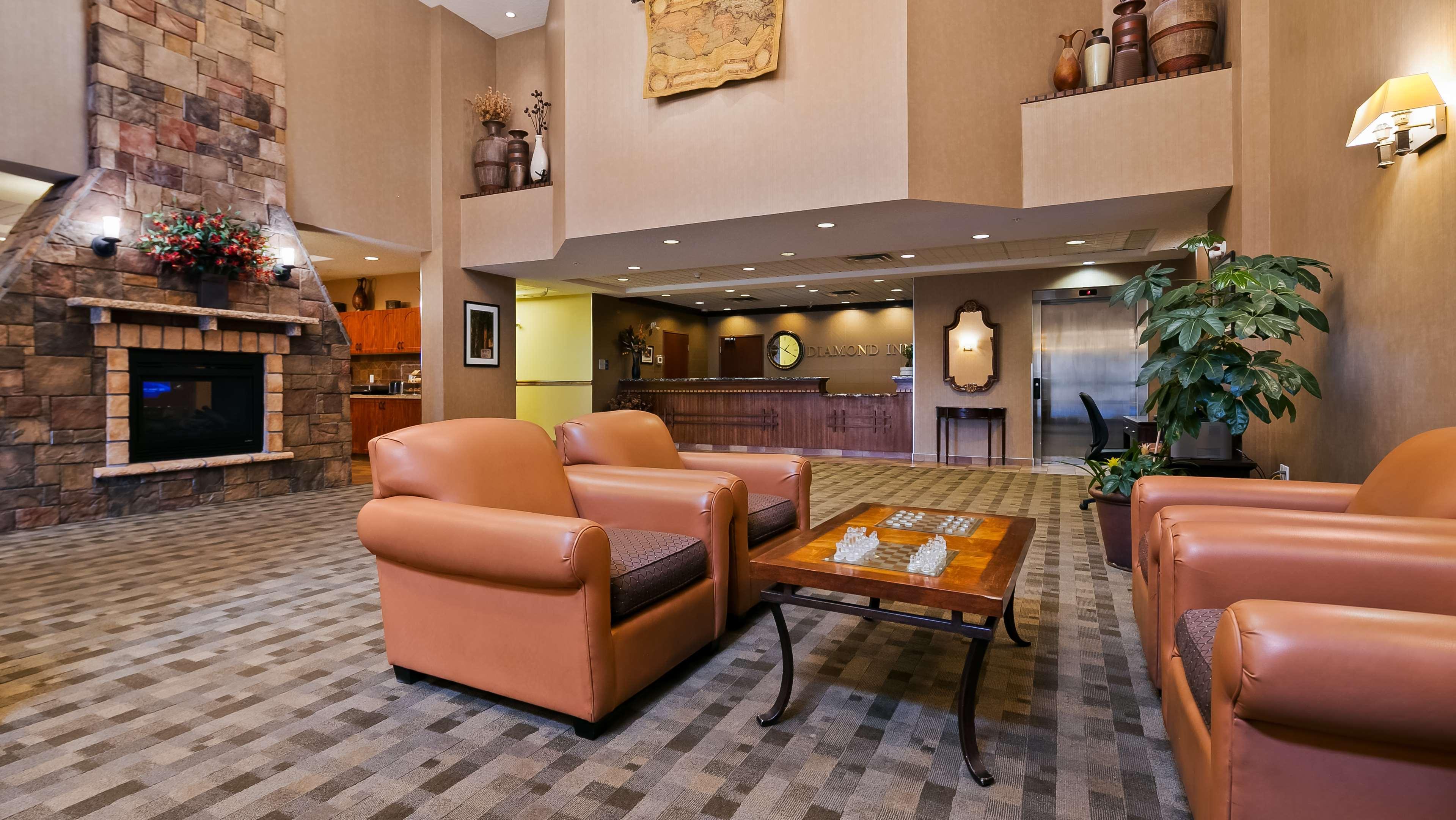 Best Western Diamond Inn Three Hills Ngoại thất bức ảnh