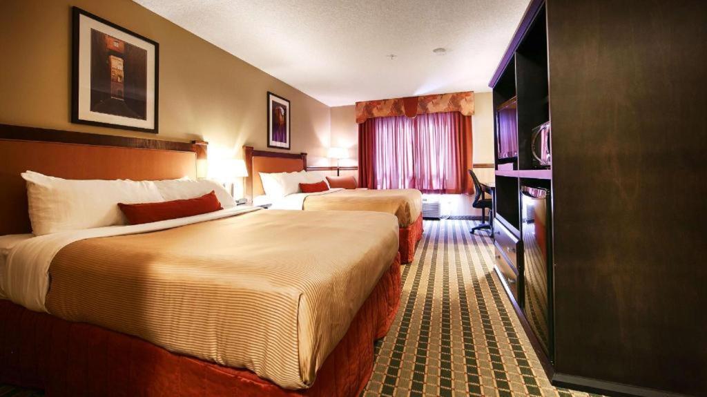 Best Western Diamond Inn Three Hills Ngoại thất bức ảnh