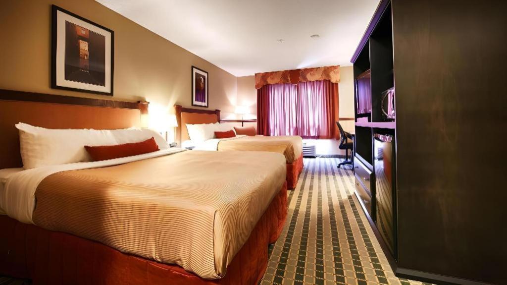 Best Western Diamond Inn Three Hills Ngoại thất bức ảnh