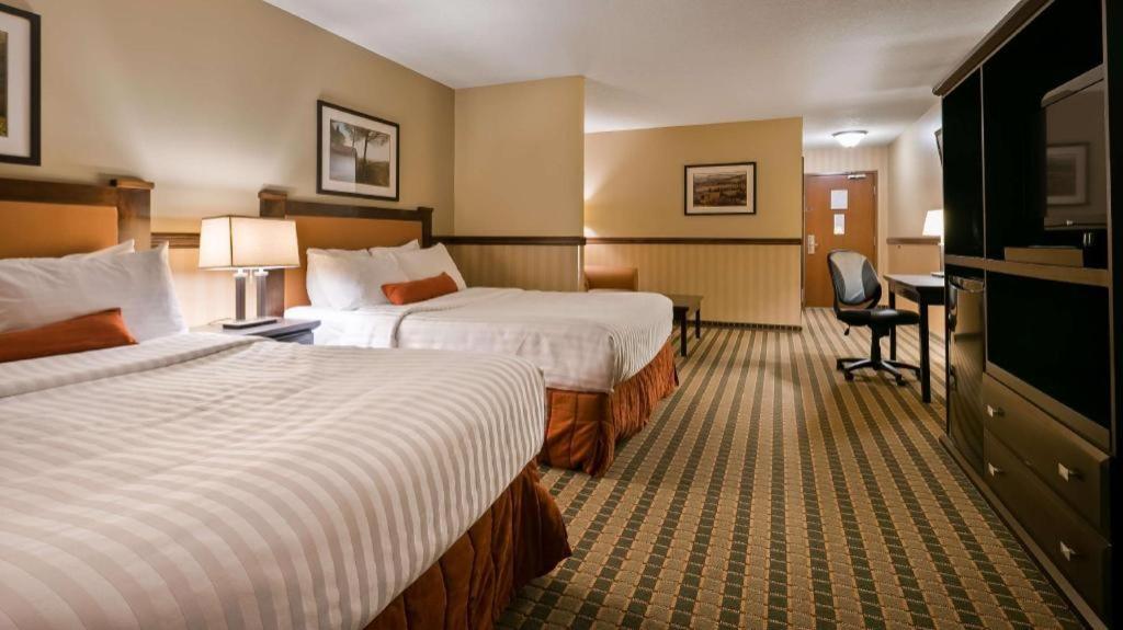 Best Western Diamond Inn Three Hills Ngoại thất bức ảnh