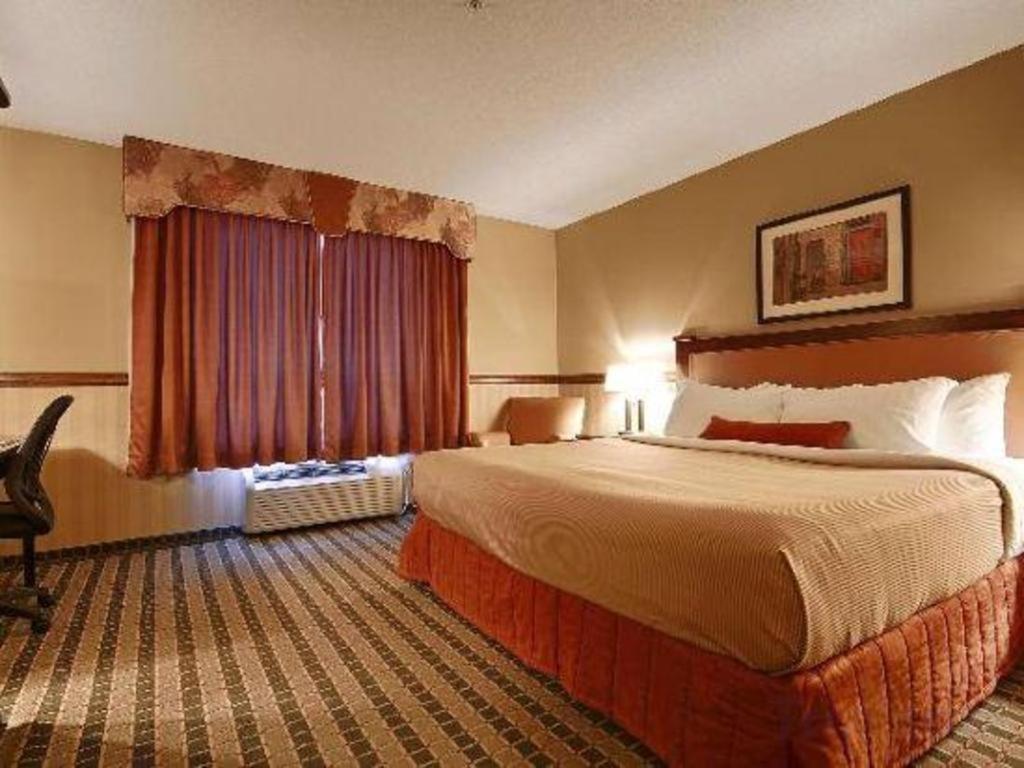 Best Western Diamond Inn Three Hills Ngoại thất bức ảnh