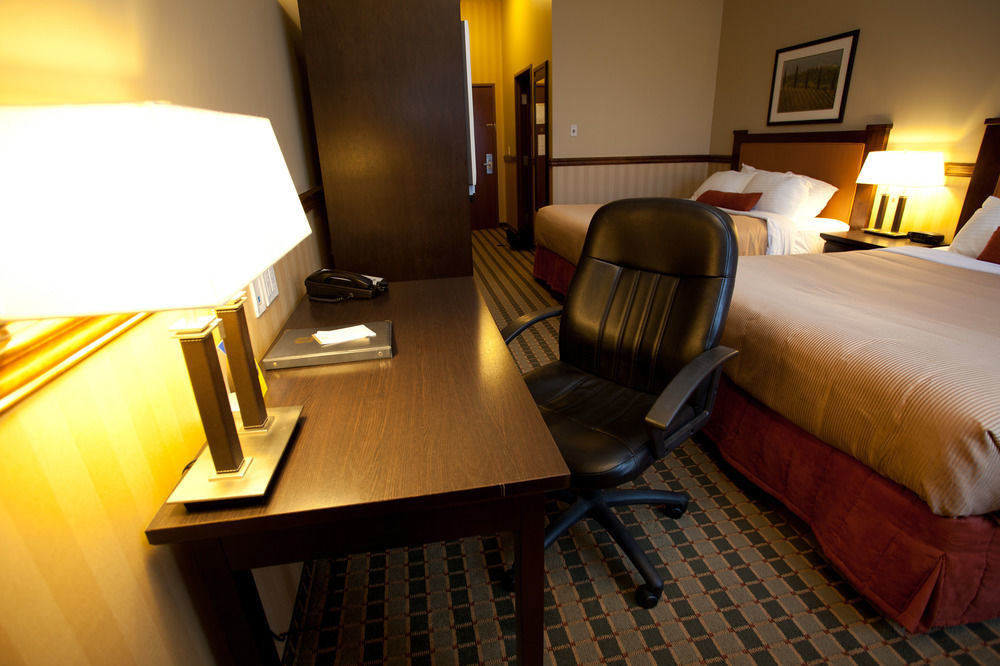 Best Western Diamond Inn Three Hills Ngoại thất bức ảnh