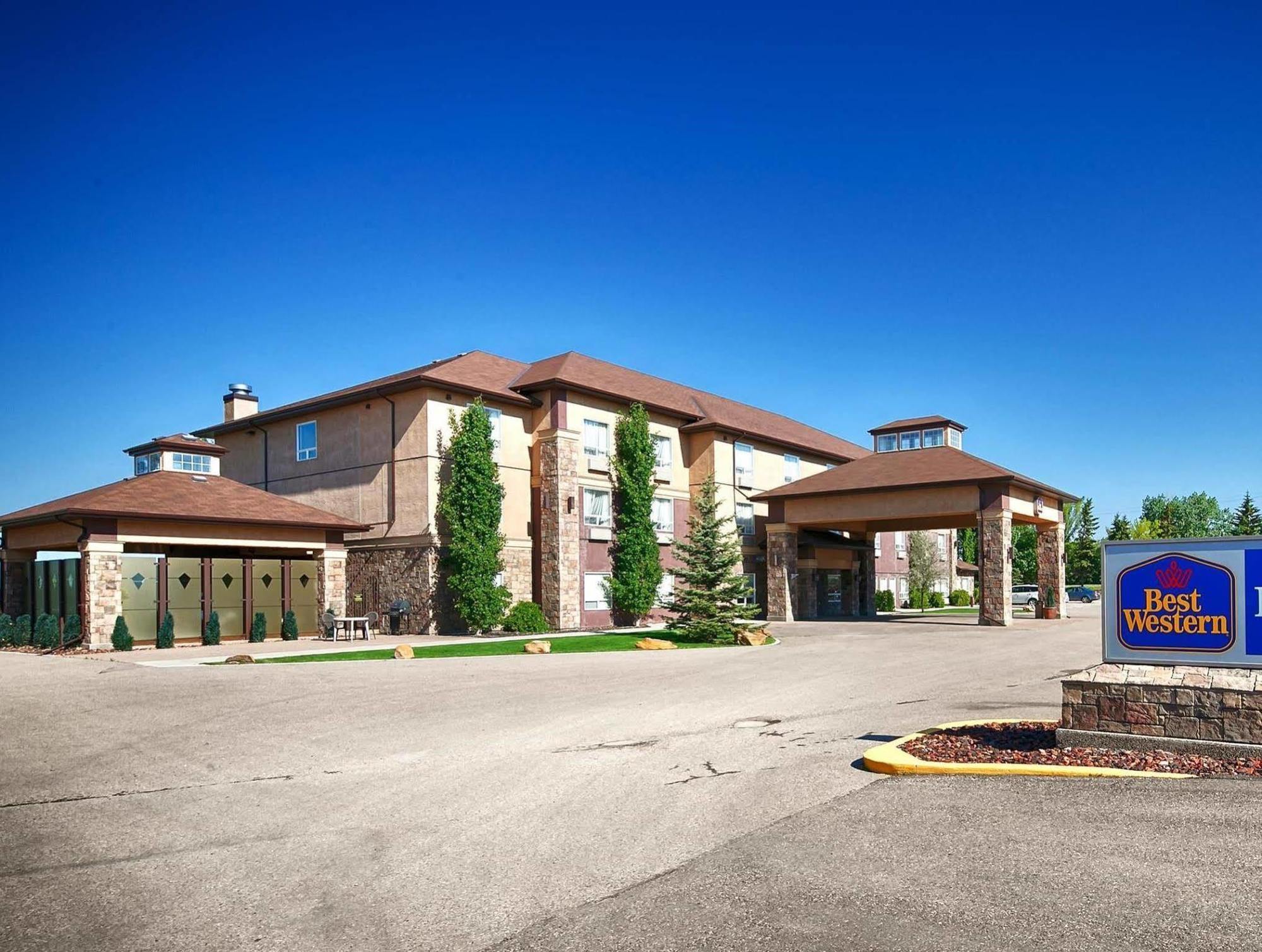 Best Western Diamond Inn Three Hills Ngoại thất bức ảnh